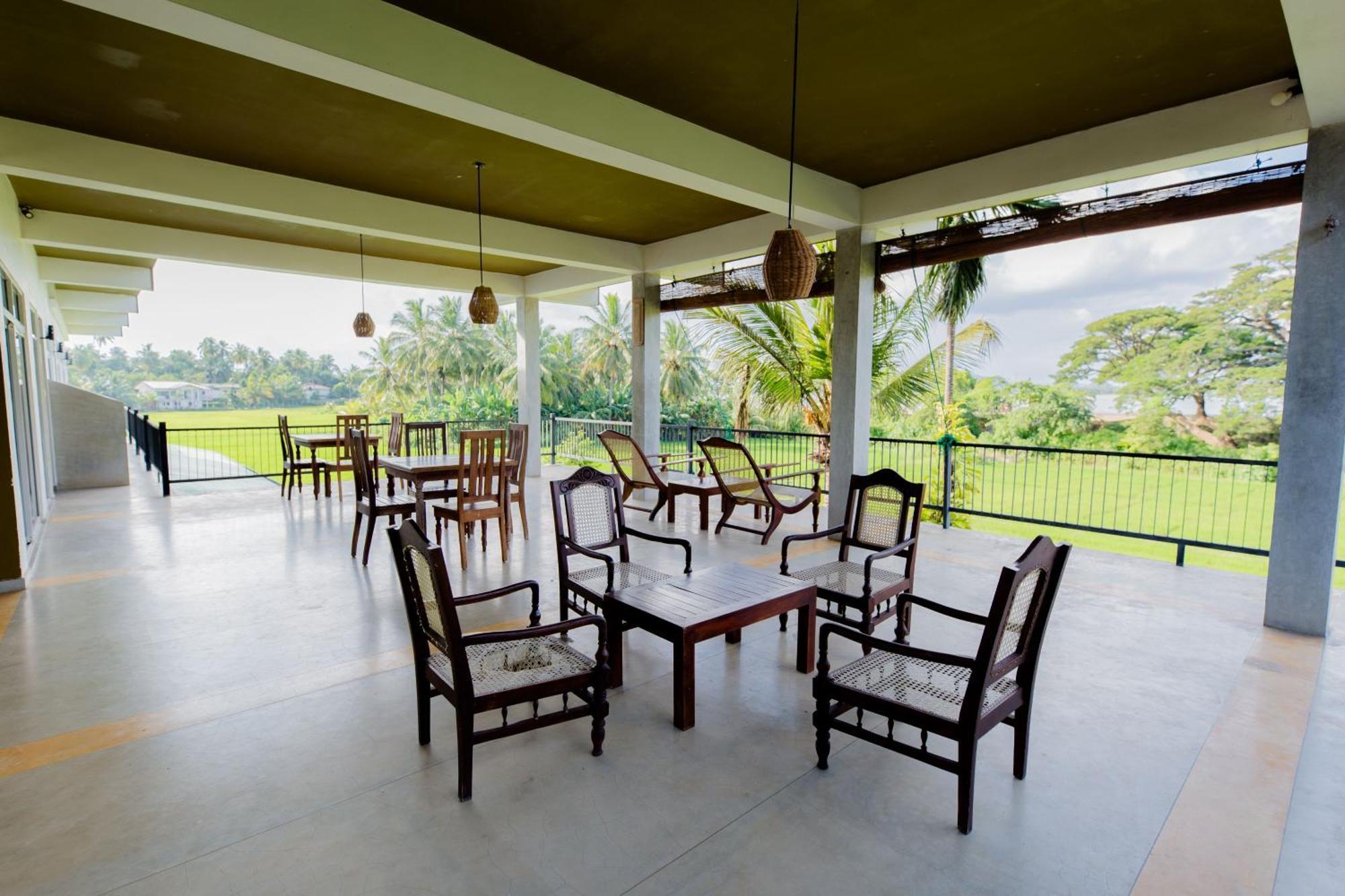 Serene Park Hotel By Ark Tissamaharama Extérieur photo