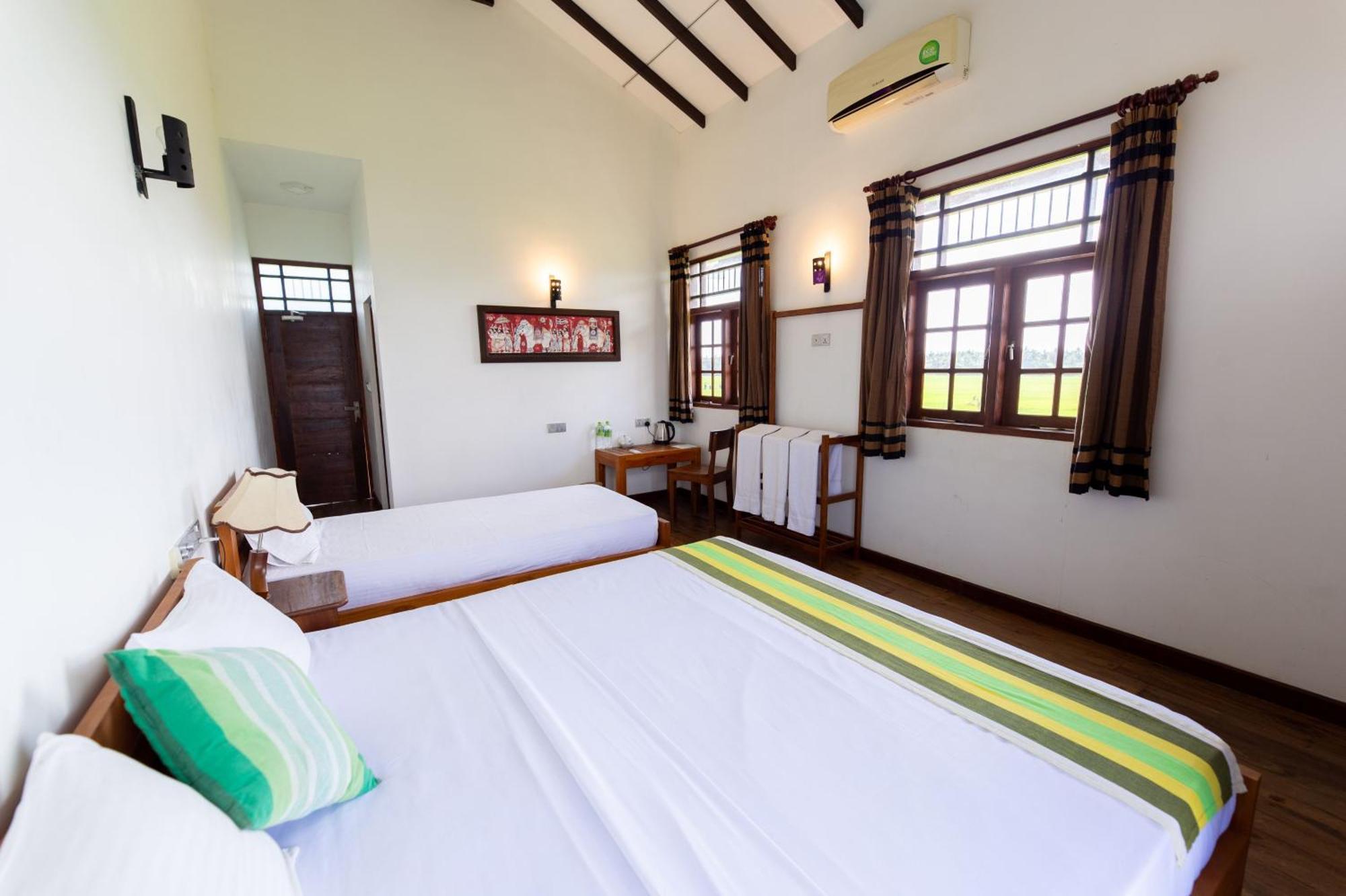 Serene Park Hotel By Ark Tissamaharama Extérieur photo
